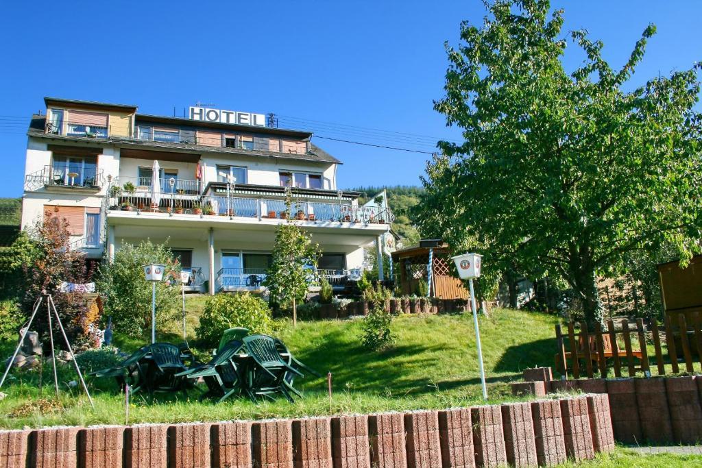 Restaurant Moselblick 3* Wintrich